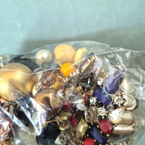 Mystery Craft Jewellry Bag - Picture 16 of 16